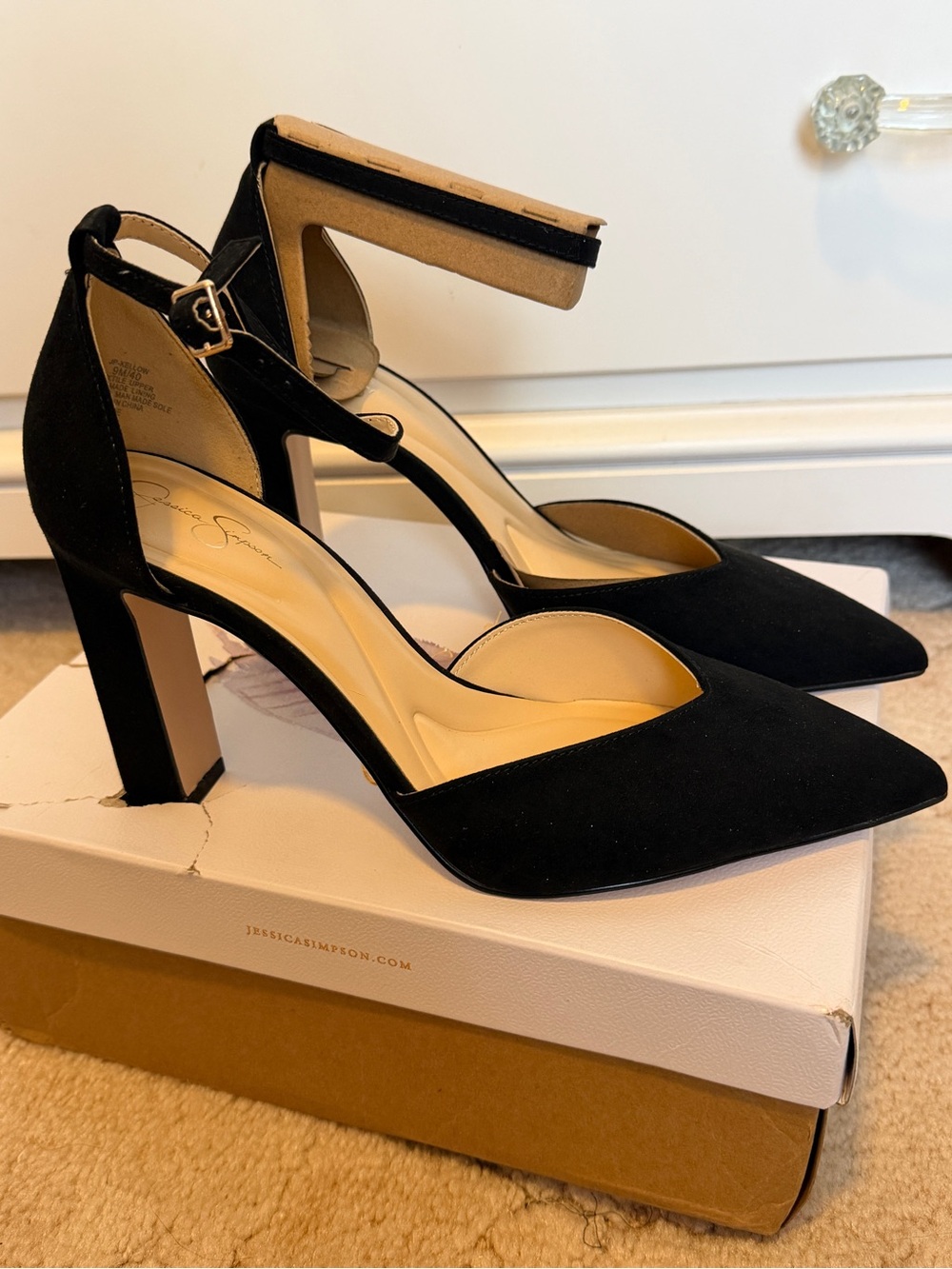 Jessica Simpson Black Suede Kellow Pumps with Block Heel NWT 9